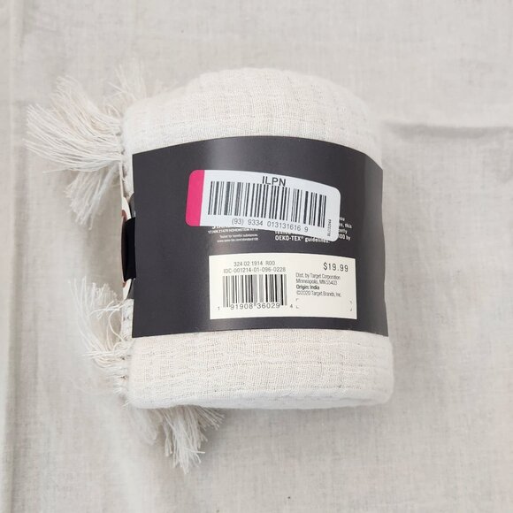 Hearth & Hand - Full/Queen Textured Matelasse Textured Coverlet and 2 Shams - Picture 9 of 13